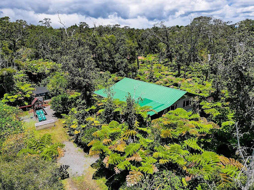 Volcano Village vs. Hilo: Where Should You Stay?